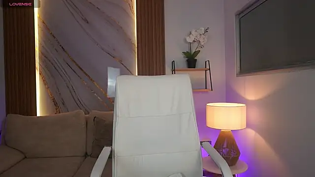 MilaCrave online show from December 2025 11:38:02 AM