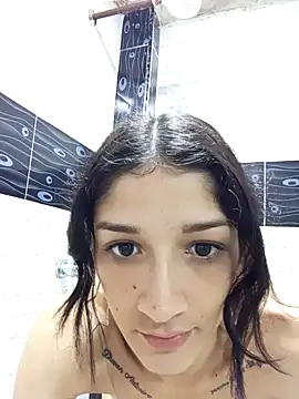 ingrid zese  online show from November 2025 06:10:01 PM