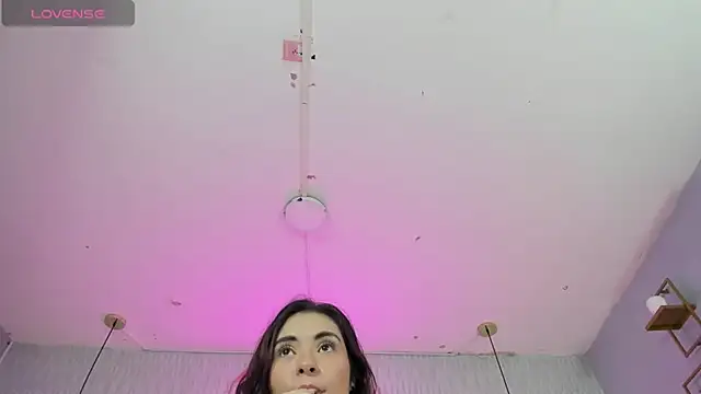 HANNA BASTIAN VC online show from October 2025 01:26:02 PM