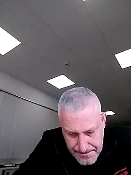 Hisnimin online show from April 2026 11:47:02 PM