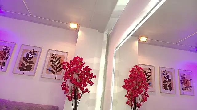 Anie johnson online show from March 2026 07:21:02 PM