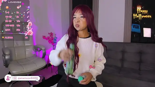 jennie whitee online show from October 2025 11:47:02 AM