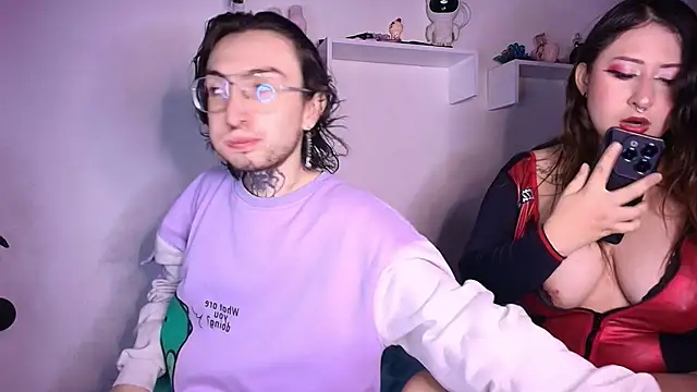 Snapshot of annyharriis chatting on February 2026 07:42:02 PM annyharriis online show from February 2026 07:42:02 PM