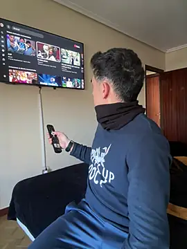 Snapshot of Latinhot31 chatting on February 2026 02:46:01 PM Latinhot31 online show from February 2026 02:46:01 PM