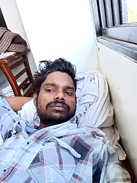 Snapshot of Desi_Partycapal chatting on October 2025 05:46:01 AM Desi Partycapal online show from October 2025 05:46:01 AM