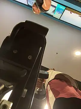 mrredcorn online show from April 2026 08:13:02 PM