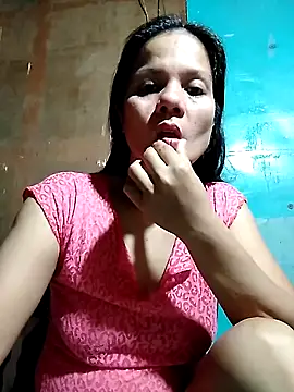 Snapshot of bomb_shiela chatting on October 2025 05:58:02 PM bomb shiela online show from October 2025 05:58:02 PM