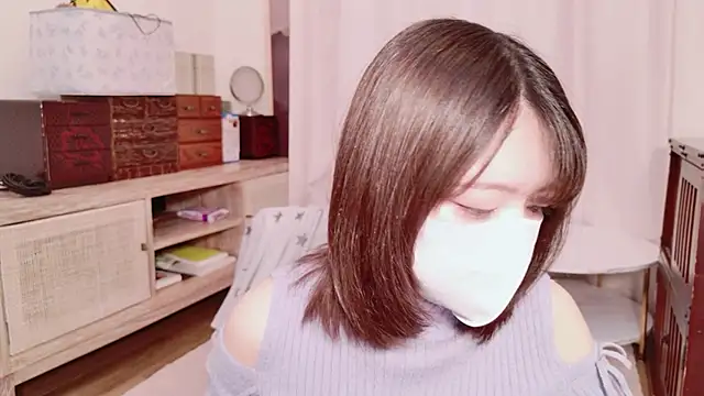 Azusa DoMybest online show from March 2026 06:38:02 AM