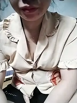 Mie rose online show from September 2025 01:11:01 PM