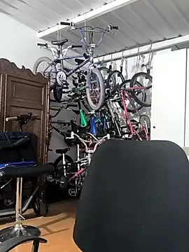 Snapshot of RejoinedLescol chatting on September 2025 04:25:01 AM RejoinedLescol online show from September 2025 04:25:01 AM