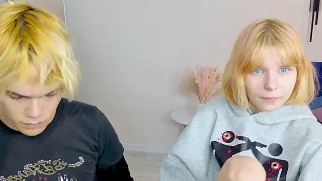 Bonnie And C1yde online show from September 2025 05:01:02 PM