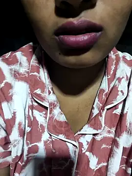 Snapshot of srav43 chatting on February 2026 03:24:02 AM srav43 online show from February 2026 03:24:02 AM