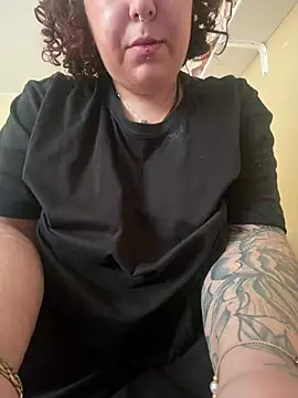 Snapshot of chiaretta_loveit chatting on March 2026 02:02:01 PM chiaretta loveit online show from March 2026 02:02:01 PM