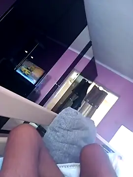 Snapshot of ScrammedHassidim chatting on September 2025 06:13:01 AM ScrammedHassidim online show from September 2025 06:13:01 AM