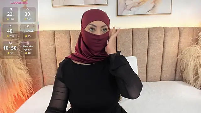 azza   online show from January 2026 12:44:02 PM