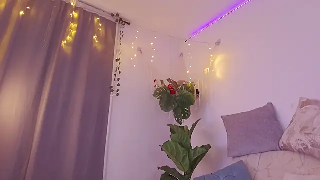 Nicolle swt online show from January 2026 10:51:01 AM