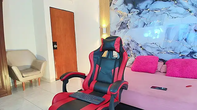 tammy 02  online show from February 2026 02:13:02 PM