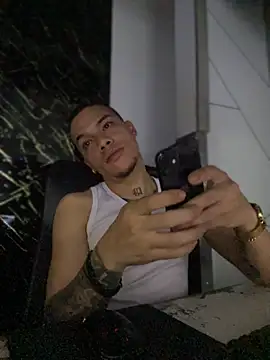 AlphaMasterXxx online show from October 2025 11:03:02 PM