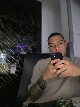 AlphaMasterXxx online show from October 2025 09:36:01 PM