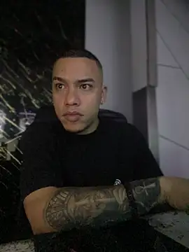 AlphaMasterXxx online show from November 2025 08:37:01 AM