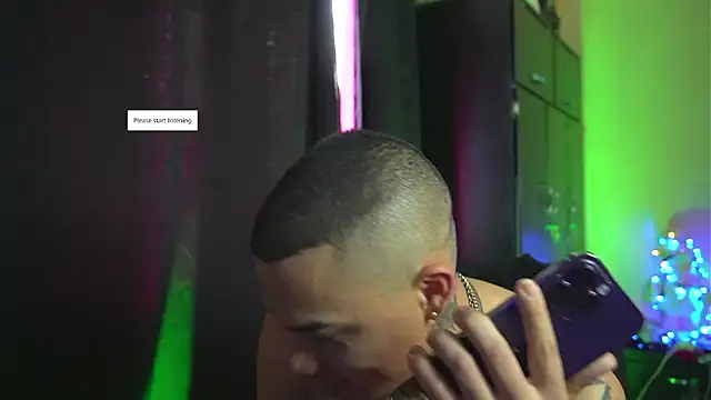 AlphaMasterXxx online show from February 2026 08:10:01 PM