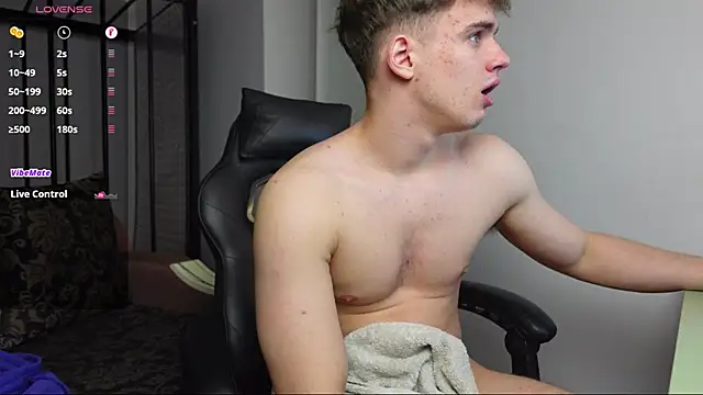 Ricky Becko online show from October 2025 04:31:02 PM