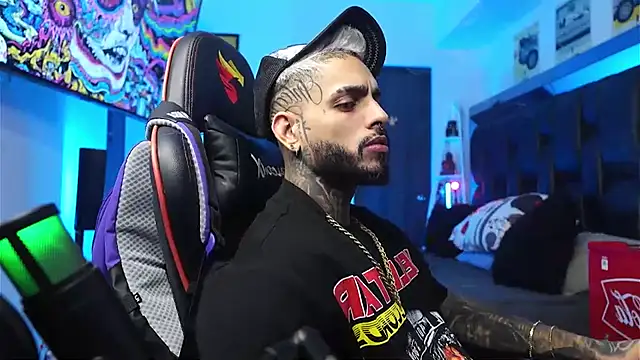 logan hugh8 online show from February 2026 02:39:02 AM