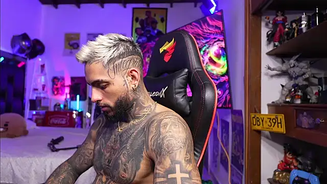 logan hugh8 online show from March 2026 04:44:02 PM