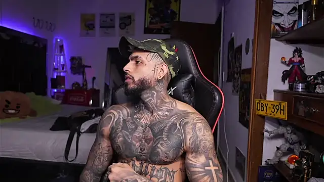 logan hugh8 online show from April 2026 01:01:02 AM