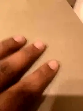 Snapshot of liza-212 chatting on November 2025 06:43:01 PM liza-212 online show from November 2025 06:43:01 PM