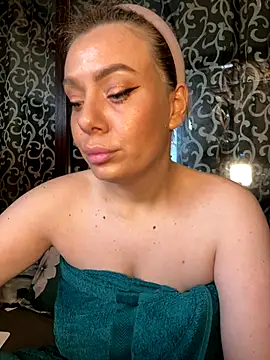 emmasweett11 online show from September 2025 03:35:01 PM