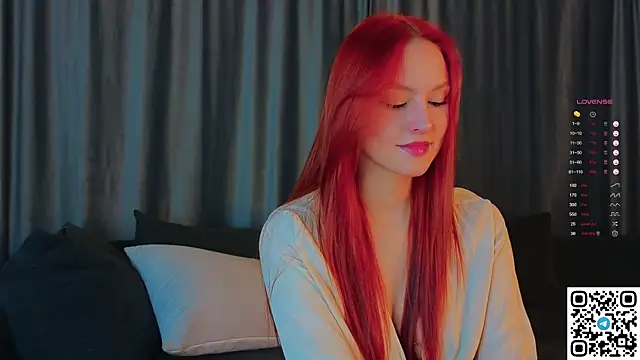 GildedKitten online show from October 2025 05:53:02 PM