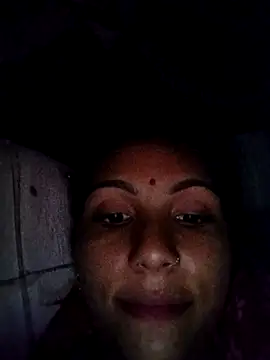 Snapshot of Laxmixx2 chatting on September 2025 11:04:01 AM Laxmixx2 online show from September 2025 11:04:01 AM