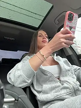  JessyRey  online show from April 2026 11:30:02 AM