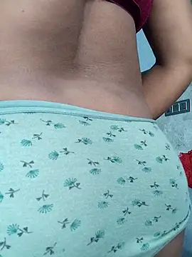 Snapshot of Laxmi_89 chatting on June 2026 03:22:01 AM Laxmi 89 online show from June 2026 03:22:01 AM