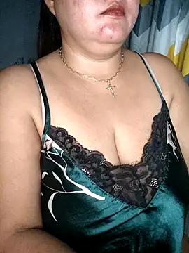 Snapshot of lady_rosie chatting on February 2026 01:11:02 PM lady rosie online show from February 2026 01:11:02 PM