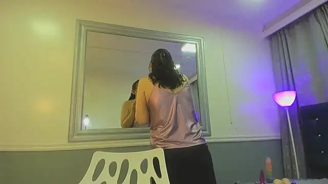 Oriana Jhonson online show from April 2026 11:04:02 AM