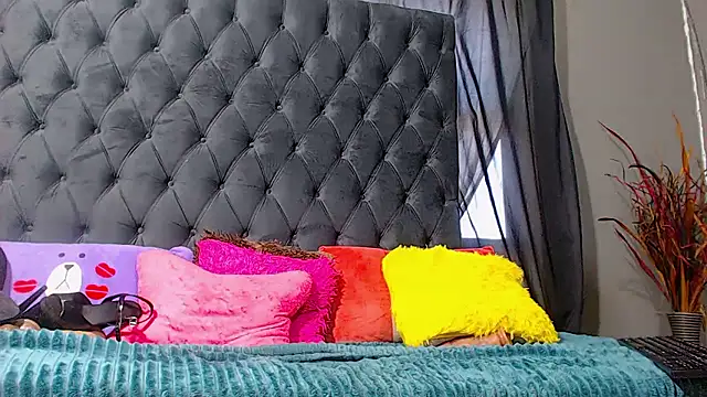 LoloQueen5 online show from January 2026 09:23:02 AM