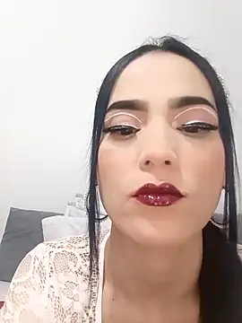 jamila zair online show from November 2025 01:21:02 PM