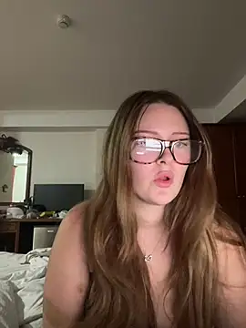 cherryrosealiee online show from June 2026 03:38:02 PM