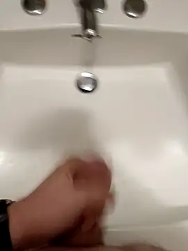 Empi19cm online show from September 2025 12:00:02 AM