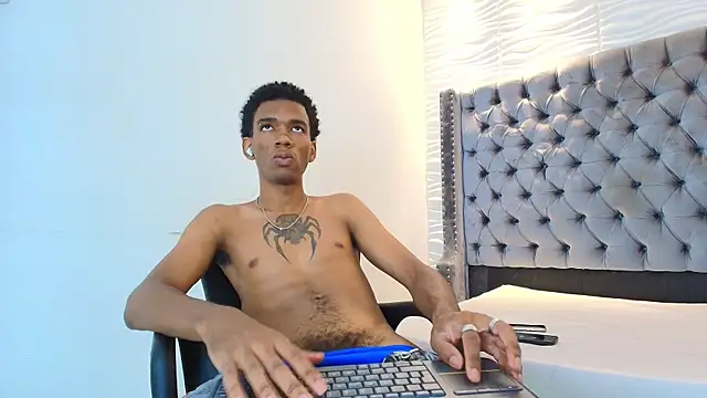 nero reyd online show from July 2026 07:18:01 PM