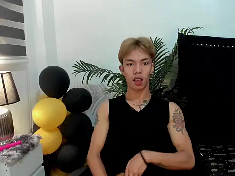 Snapshot of jersthebigfuckerxxx chatting on November 2025 06:48:01 AM jersthebigfuckerxxx online show from November 2025 06:48:01 AM