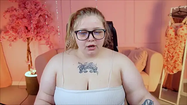 SladaDell online show from April 2026 09:04:01 AM