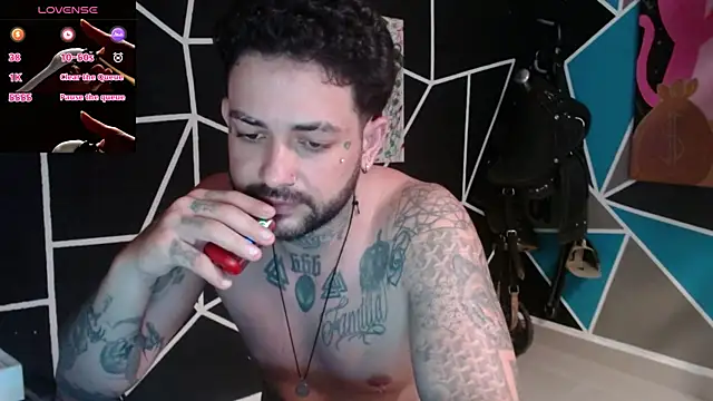 nicolastorres99 online show from November 2025 06:08:01 PM