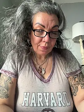 dieseldame1313 online show from February 2025 10:26:01 PM