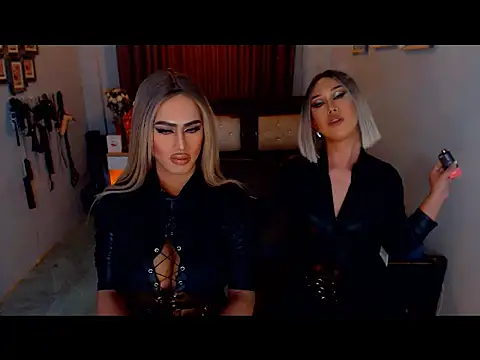 MystiqueQueen online show from October 2025 07:14:01 PM