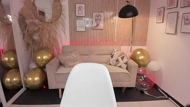 Natti london online show from March 2026 06:29:01 AM