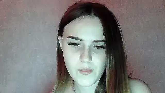 SweetLoraa online show from December 2025 03:41:01 PM