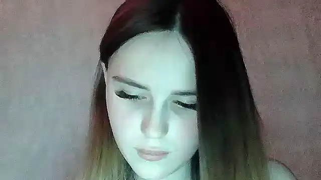 SweetLoraa online show from January 2026 05:49:02 PM